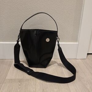 Kara Leather Bucket Bag